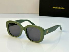 Picture of Balenciga Sunglasses _SKUfw55489451fw